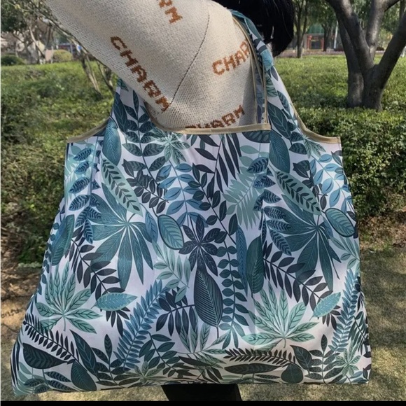 Handbags - Foldable, shopping Tropical Leaf Print Tote Bag